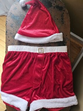 Holiday Santa Hat and Velvet Shorts Set - Red & White